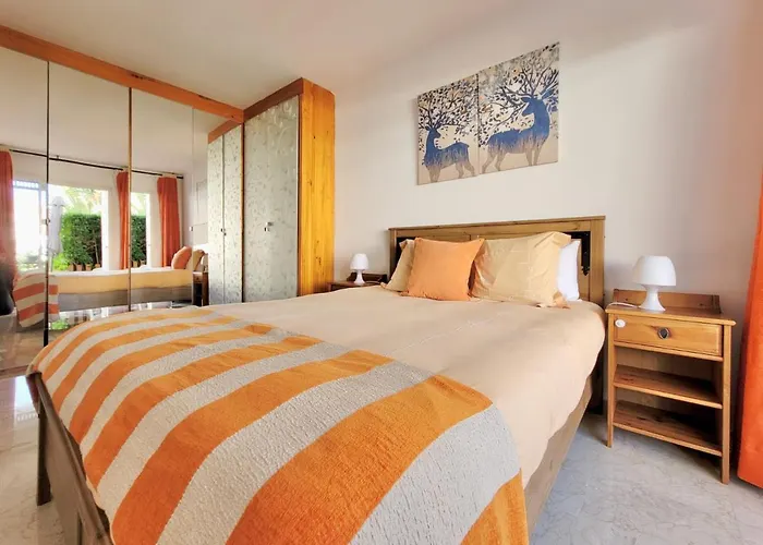 The Bird's Nest Puerto de la Cruz (Tenerife)