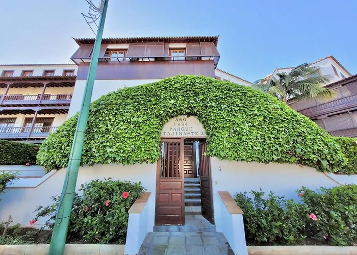 The Bird's Nest * Puerto de la Cruz (Tenerife)