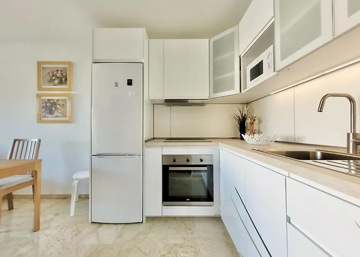 The Bird's Nest Puerto de la Cruz (Tenerife)