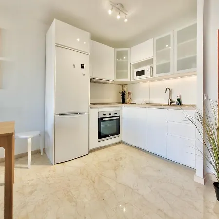 The Bird's Nest Puerto de la Cruz (Tenerife)